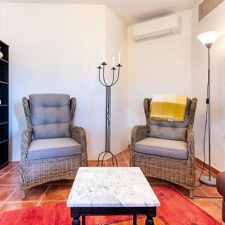 Pet Friendly Home In Iznate With Kitchen Málaga Exterior foto