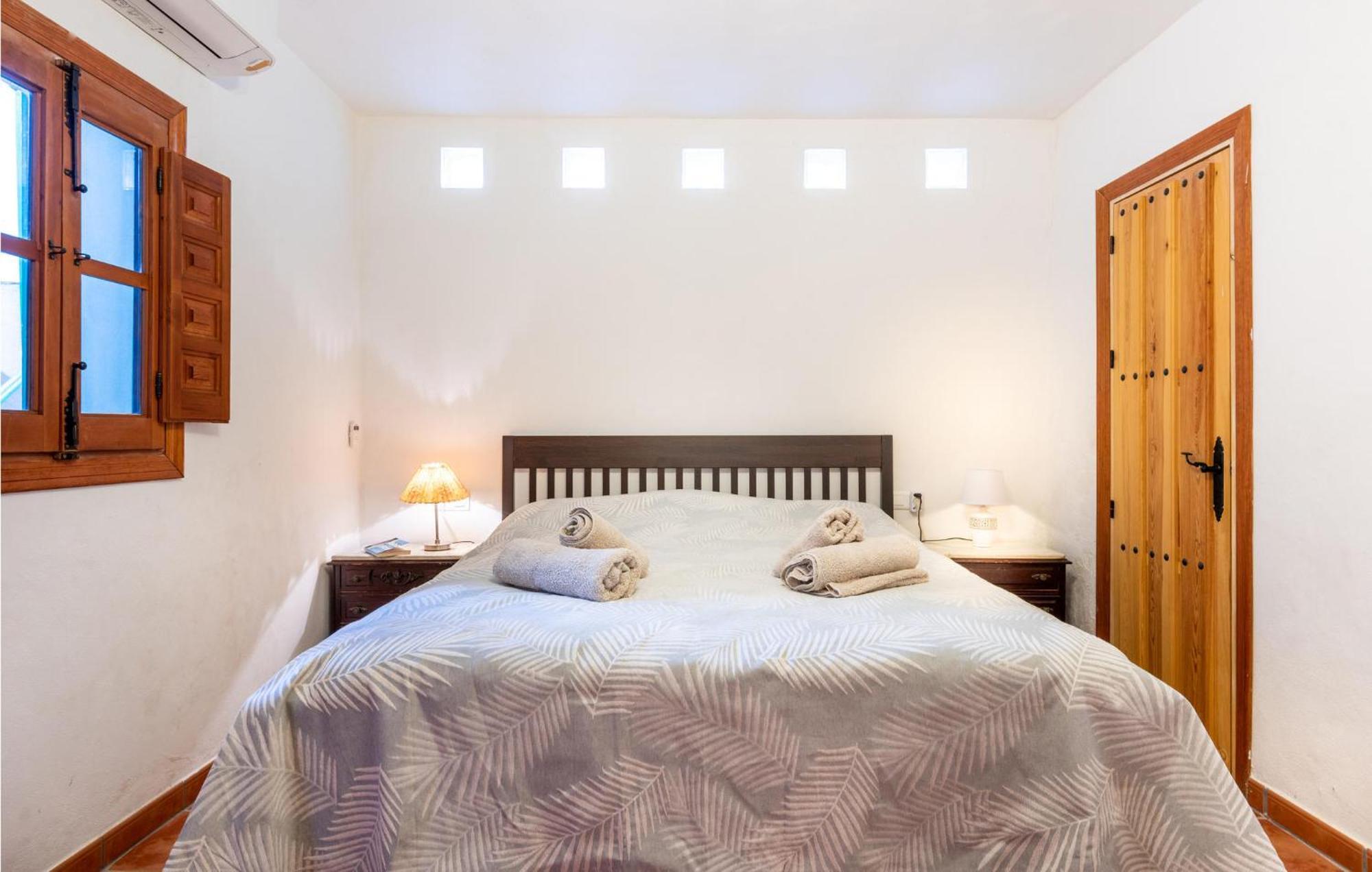 Pet Friendly Home In Iznate With Kitchen Málaga Exterior foto